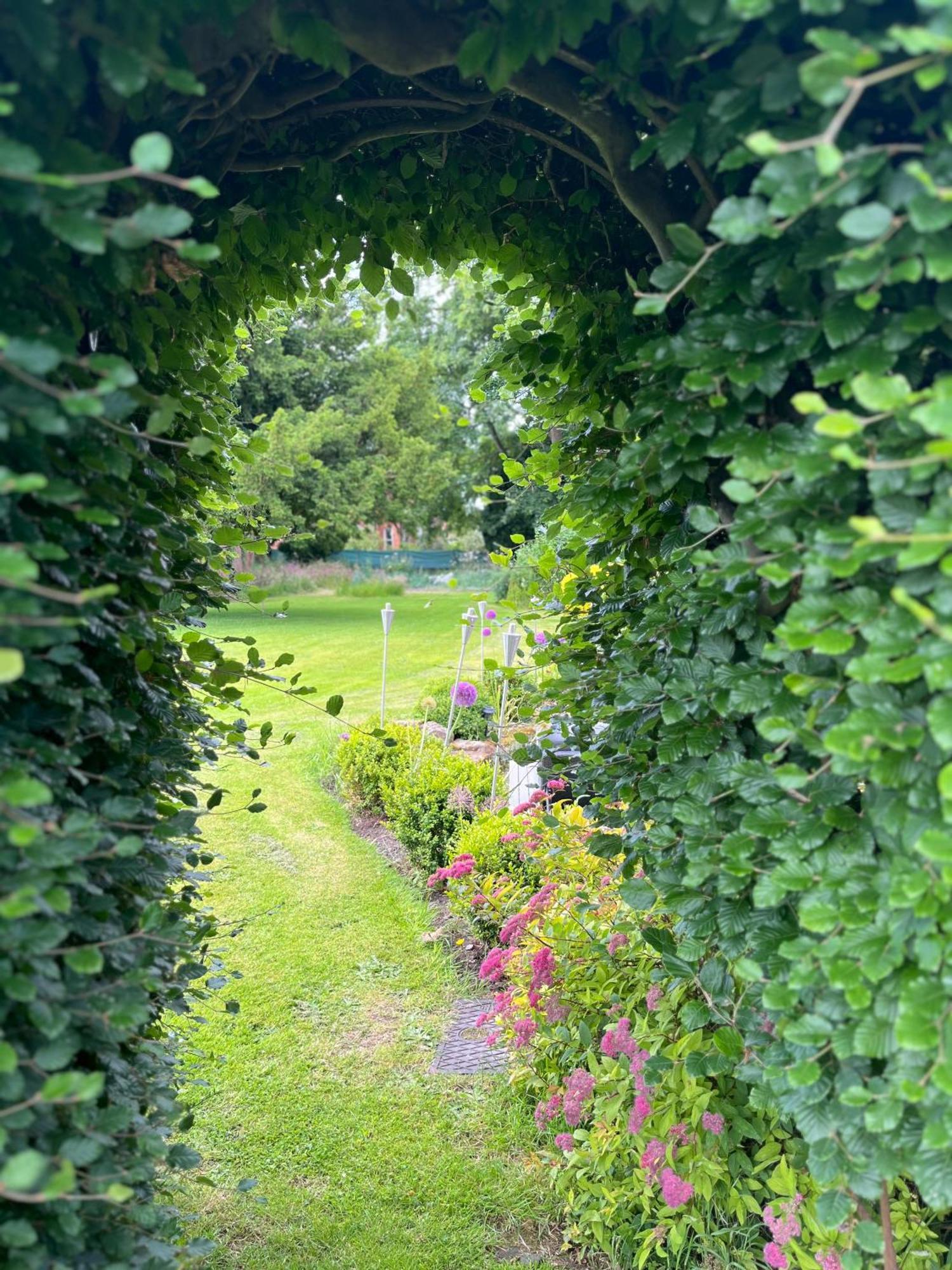 Bed and Breakfast Spenford House 1640 Listed House Idilic Location Pub Walking Distance Loppington Esterno foto